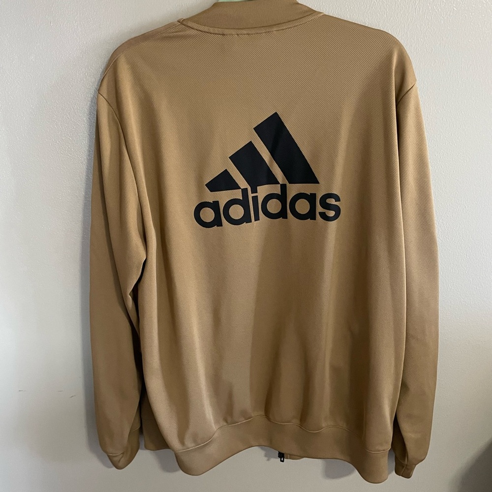 Adidas Men’s Tan Logo Crew Sweatshirt